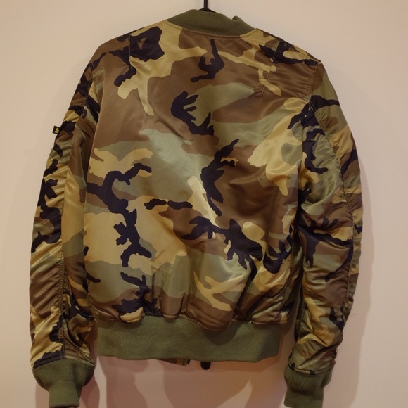 Alpha Industries Military Bomber Jacket - Picture 3 of 4